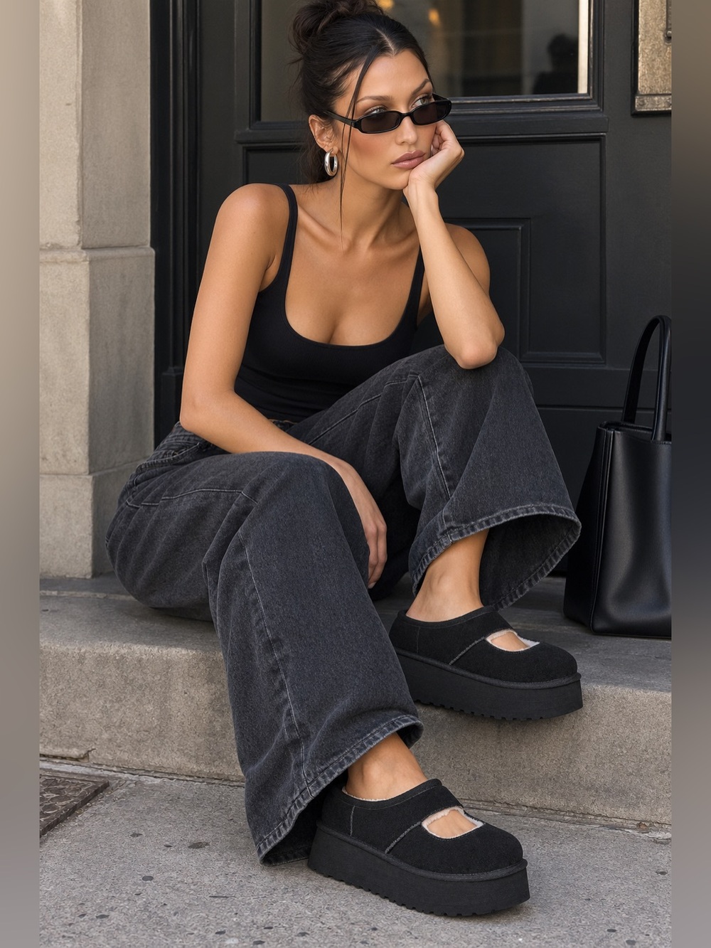 NWOB UGG Bea Mary Jane Black Wool Lined Platform Sandals Sz US 6,7